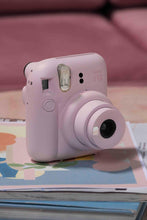 Cargar imagen en el visor de la galería, Fujifilm Instax Mini 12 Cámara Instantánea