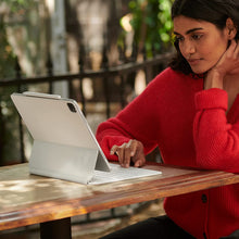 Cargar imagen en el visor de la galería, Apple Magic Keyboard for iPad Pro 11-inch
