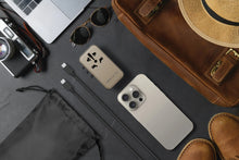 Cargar imagen en el visor de la galería, Momax 1-World Universal 4-Port Travel GaN Charger 120W + USB-C Cable
