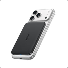 Cargar imagen en el visor de la galería, Anker Nano Power Bank, Ultra-Slim 5,000mAh Magnetic Battery Pack, Qi2 Certified 15W Max Ultra-Fast MagSafe-Compatible Portable Charger

