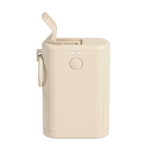 Cargar imagen en el visor de la galería, Poratable Outdoor Power Bank With Carabiner
