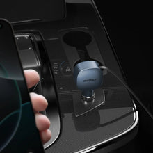 Cargar imagen en el visor de la galería, Momax 1-Move⁺ 2-Port Car Charger With Built-In Retractable Cable 60W
