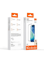Cargar imagen en el visor de la galería, Screen Protector with Easy Auto-Align Install Kit Serie 17 Mcdodo
