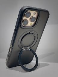 Mcdodo Black case iPhone serie 16